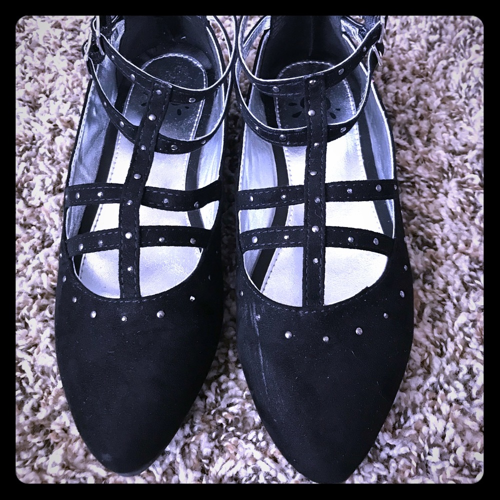 Cute black flats for girls